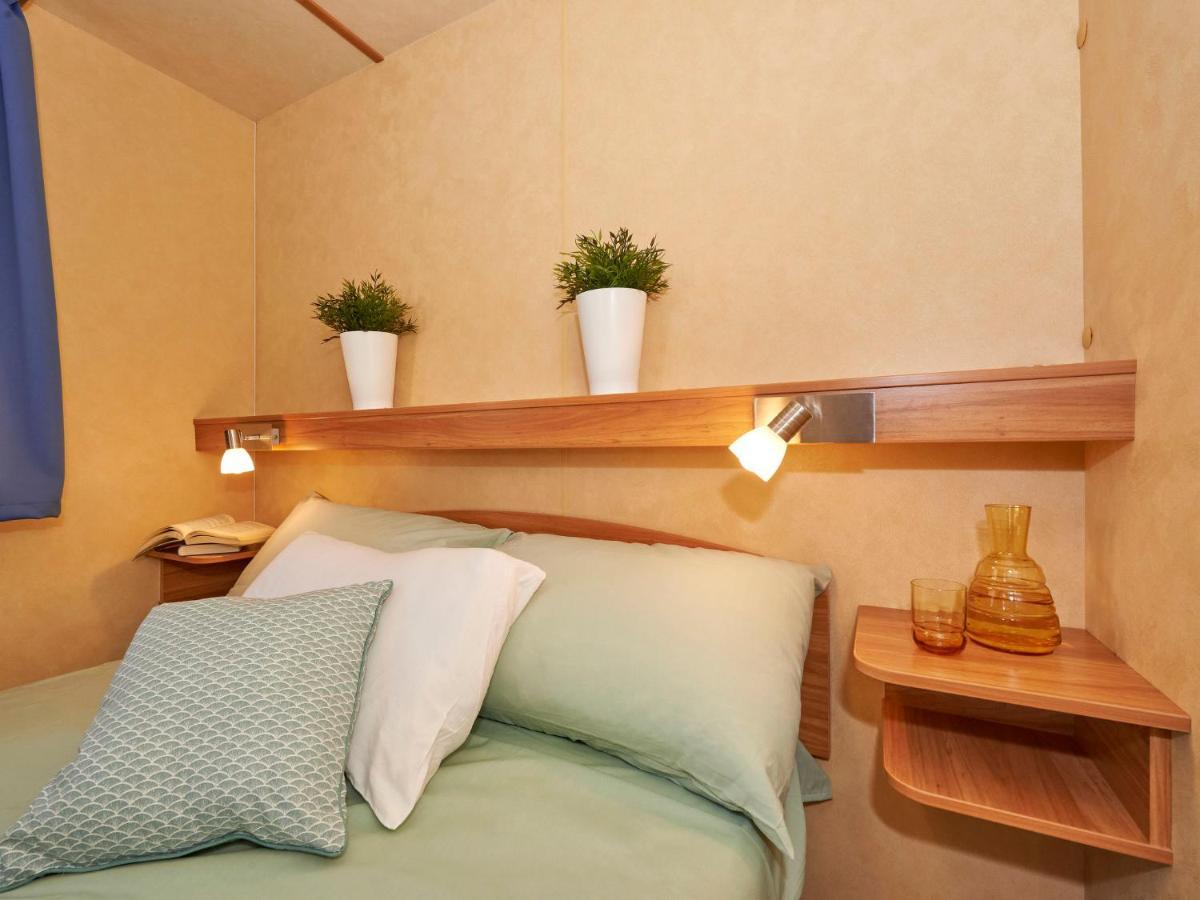 Holiday home Luxury Tent By Interhome Baia Domizia
